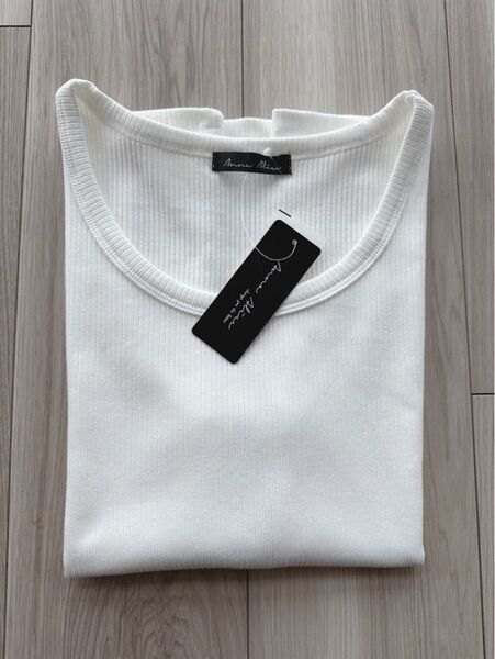 【新品、タグ付き】リブタンクトップ