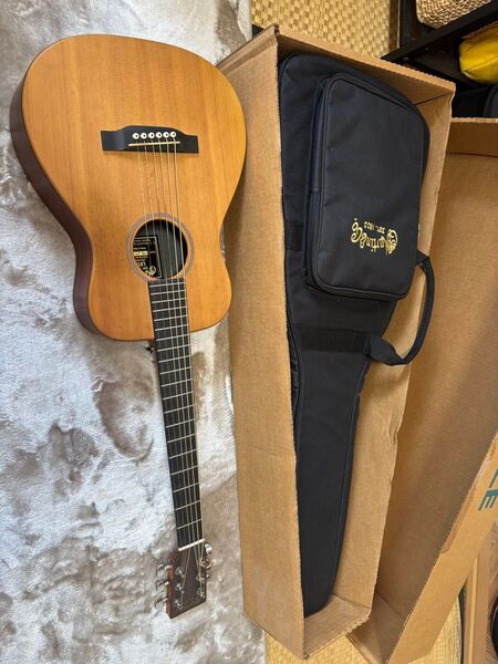 エレアコ Martin LX1E Little Martin