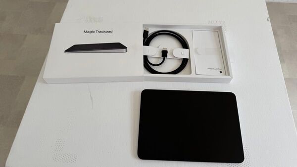 Magic Trackpad ブラック Apple USB-C