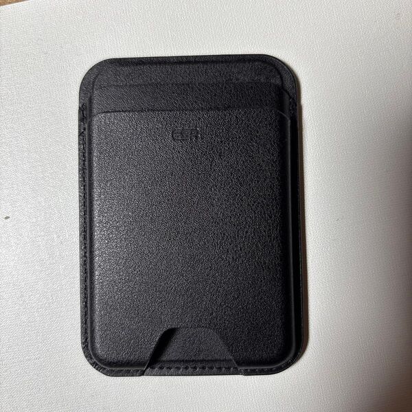 ESR Magsafe カードケース