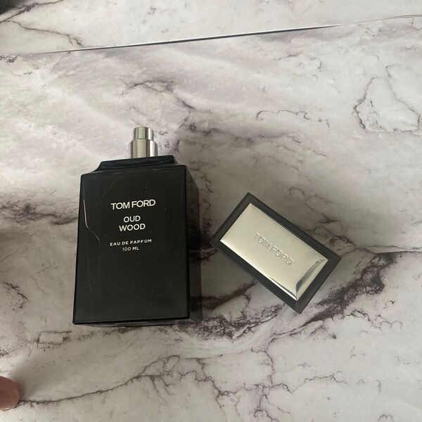 新品トムフォード ウード・ウッド オードパルファム 100ml 香水 TOM FORD