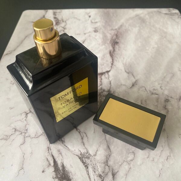 TOM FORDタバコ バニラ オード パルファム100ml 香水 トムフォード