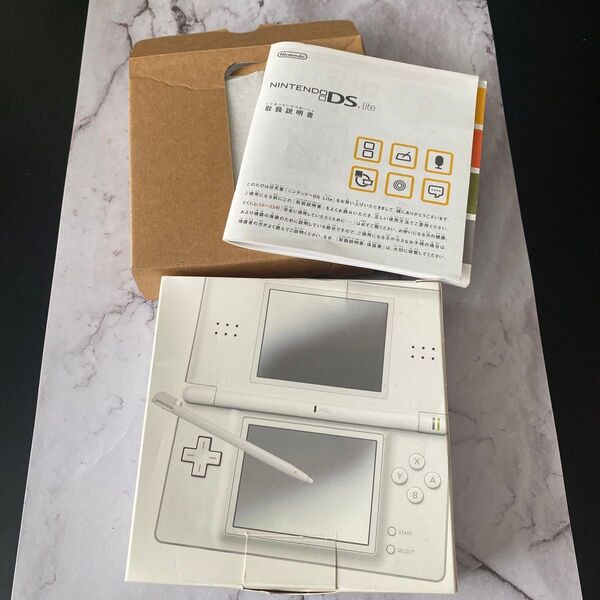 任天堂 DS LITE ライト 箱のみ ニンテンドー 説明書