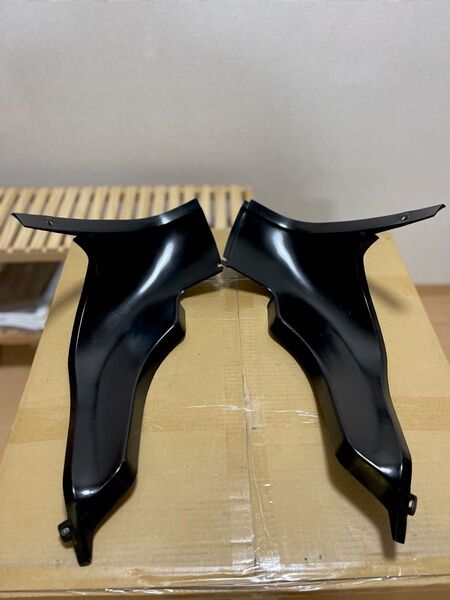 SS GPZ900R 純正インナーカウル 美品 割れなし
