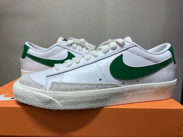 NIKE BLAZER LOW 77 VNTG ナイキ ブレーザー ロー ビンテージ DA6364 115 白 緑 23.5