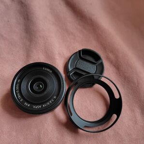 ★ Panasonic LUMIX 14mm F2.5 G ASPH 中古 フード付