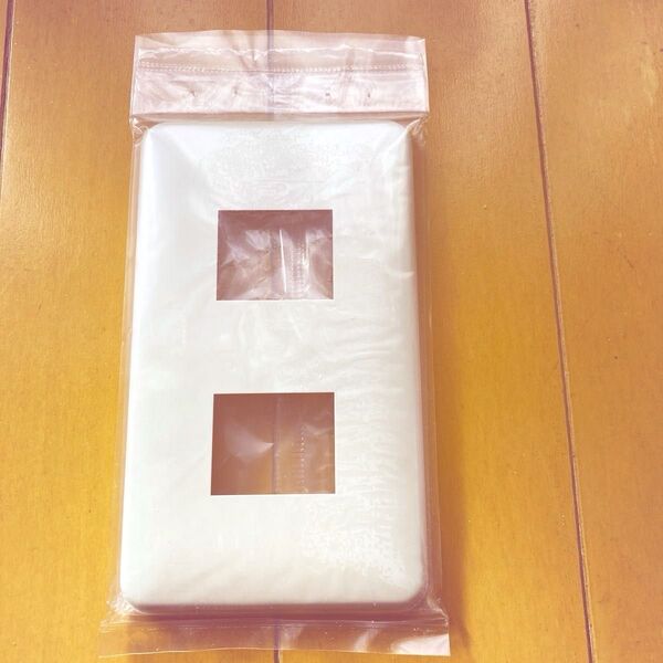 《未使用》スイッチプレート2口用 ELPA