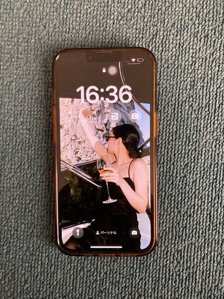iPhone13pro 128GB バッテリー74%