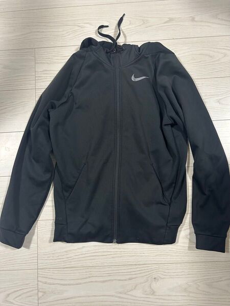 ナイキ NIKE ブラック ジップアップパーカー ジップパーカー M