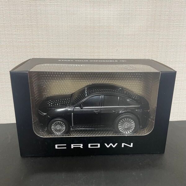 新品未開封 トヨタ クラウンセダン ミニカー プルバックカー