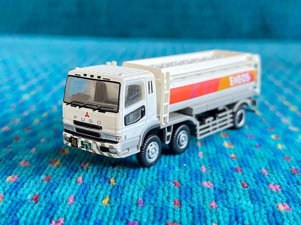 トミーテック TOMYTEC トラックコレクション 第3弾 三菱ふそうスーパーグレート 新日本石油 16klタンクローリー②