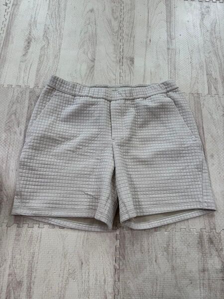 ルルレモン 短パン ショートパンツ ハーフパンツ M L XL XXL 185/88A オフホワイト 薄いグレー