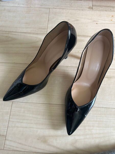 エナメルパンプス24、5cm