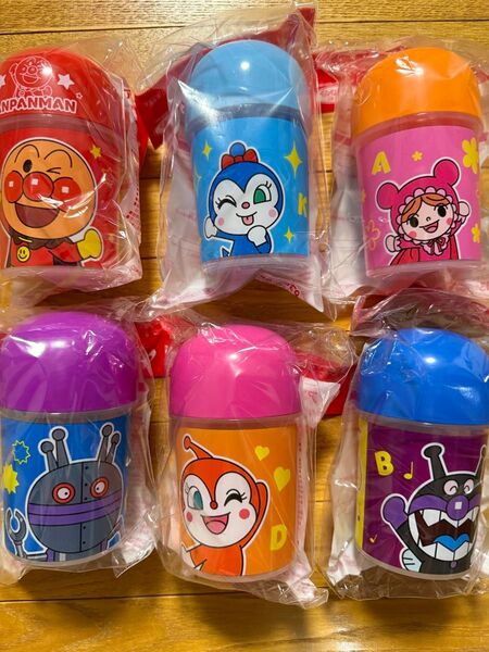 アンパンマンマルチケース全6種
