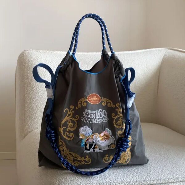 刺繍エコバッグ ショルダーベルト付き ゴージャスな猫ボールアンドチェーン