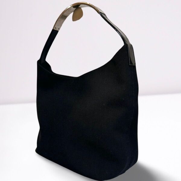 極美品 GUCCI グッチ ワンショルダー ショルダーバッグブラック 黒 メタルハンドル 001・3298 キャンバス レディース