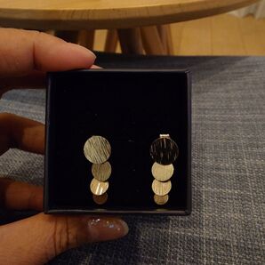 ファッションジュエリー サークルピアス イエローゴールドカラー