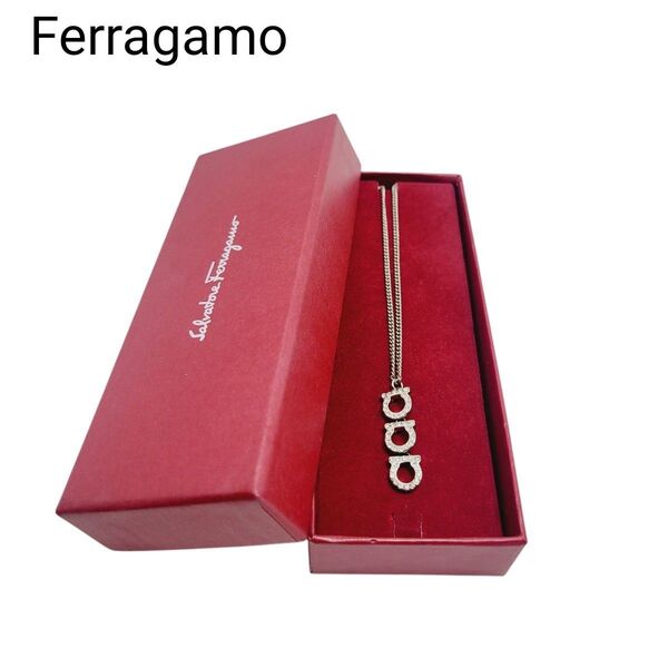 【極美品】Ferragamo ネックレス 3連 ガンチーニ シルバー ストーン