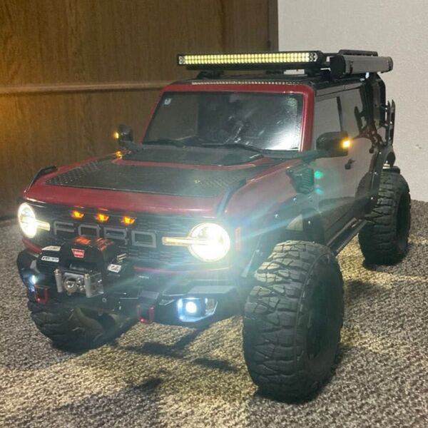 トラクサス TRX-4 ブロンコ カスタム