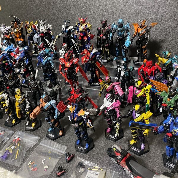 仮面ライダー 創動 ビルド 50体+バイク1台セット まとめ 装動シリーズ BUILD セット売り