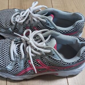 asics ランニングシューズ シルバー×ピンク