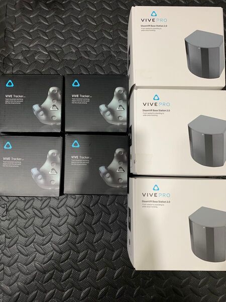 【動作確認済み】HTC VIVE ベースステーション2.0×3 VIVEトラッカー3.0×4+おまけ【フルトラ】