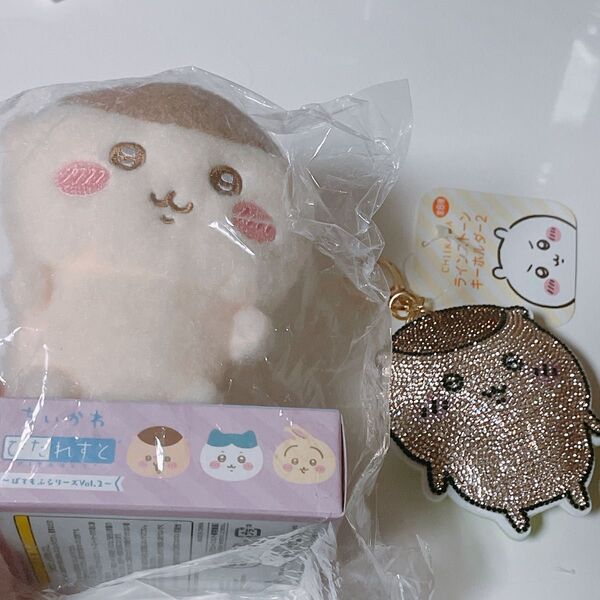 ちいかわ くりまんじゅう ぴたれすと ぬいぐるみラインストーンキーホルダー2