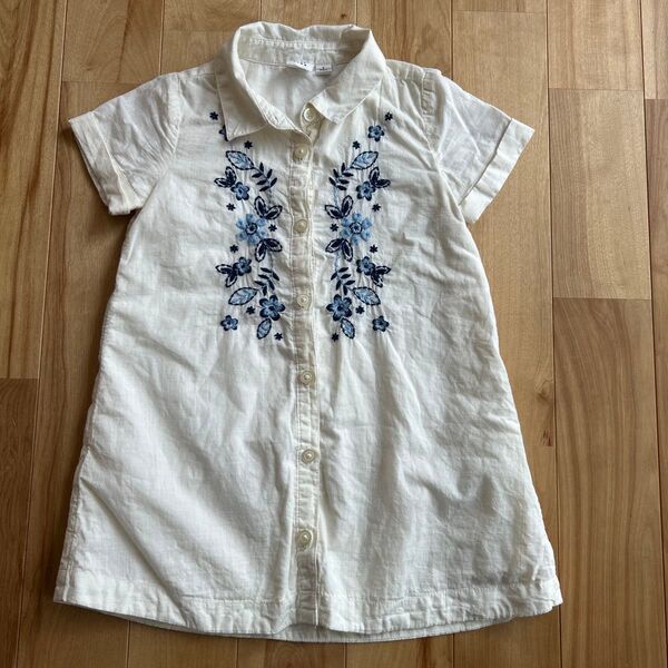 【早い者勝ち】【最終値下げ】GAP KIDS 刺繍入り半袖ワンピース 3years