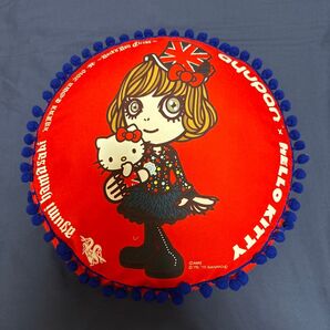 浜崎あゆみ×Hello kitty ボンボンクッション