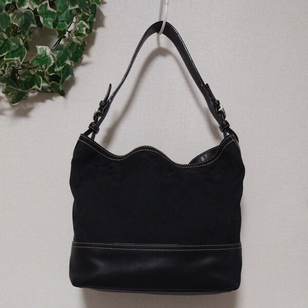 COACH コーチ ワンショルダーバッグ ブラック