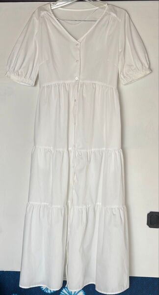 中古 GU Sサイズ 半袖白ワンピース ロング 重ね着用? 薄地 裏地なし