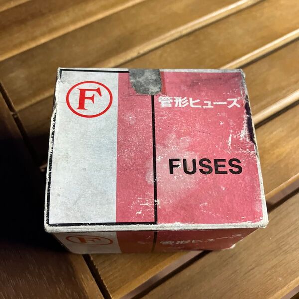 管形ヒューズ FGBO 20A 250V 100個近い 富士端子工業