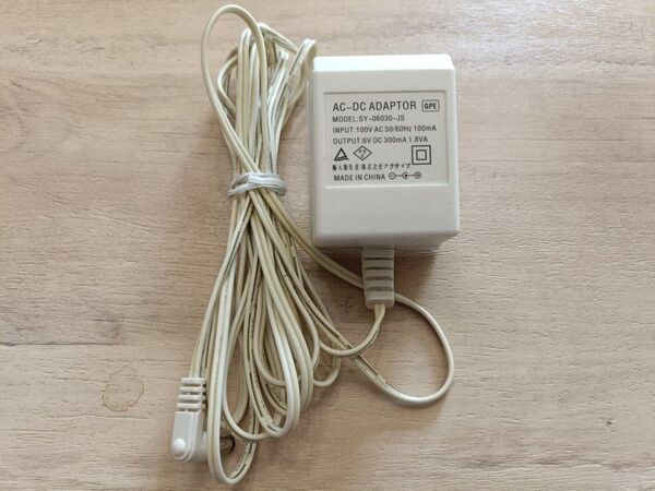 ㈱アクティブ【AC-DCアダプタ☆SY-06030-JS☆6VDC 300mA】(外径:約5.5mm/内径:約2.0mm)