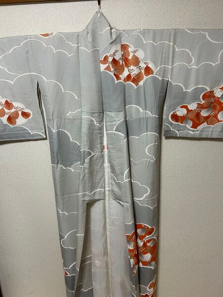 単衣 訪問着 雲取り グレー オレンジ 着物 アンティーク 和装 和服 正絹 リメイク シルクガウン 一つ紋
