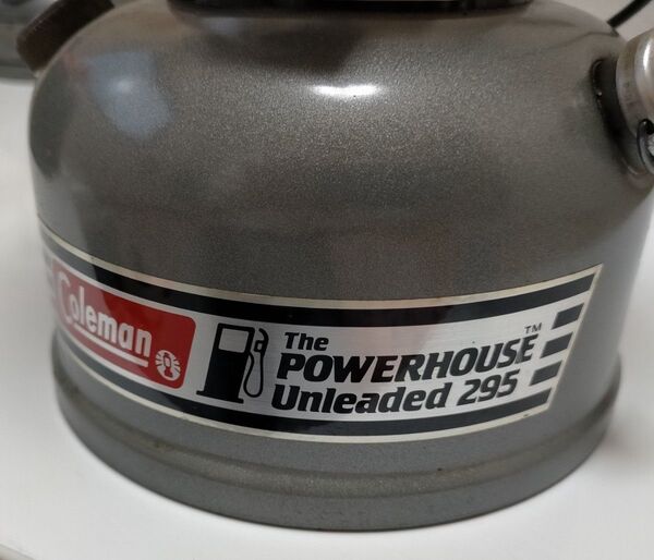 Coleman Powerhouse Unleaded 295 ガソリンランタン