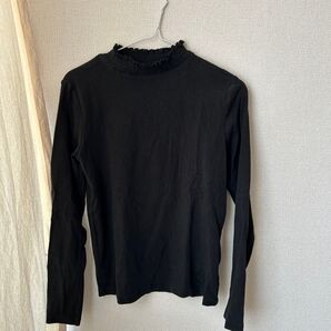 ローリーズファームフリルネック長袖カットソー 黒F