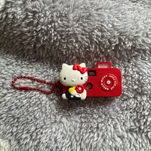 ガチャ新作キティちゃんカメラ