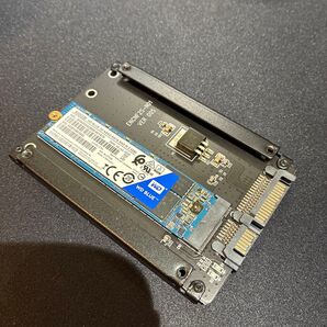 使用時間小! Western Digital WD BLUE M.2 SATA3 SSD 500GB DRAM搭載