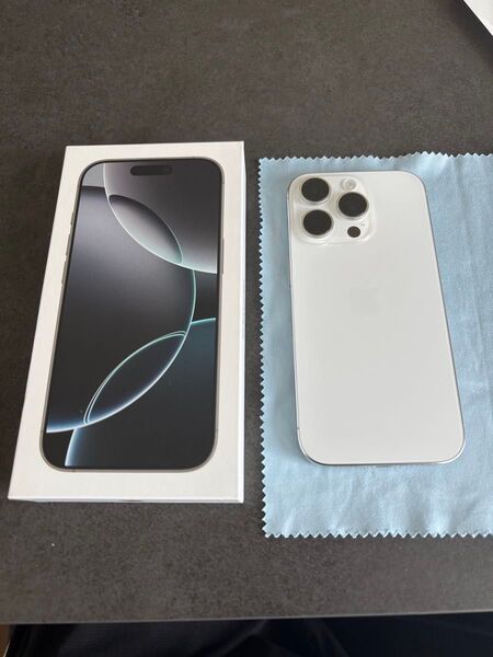 Apple iPhone16Pro 256GB SIMフリー ホワイトチタニウム 充放電 154回
