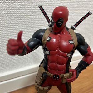 デッドプール フィギュア