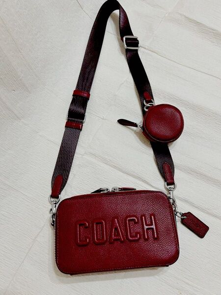 【新品】コーチ COACH チャータースリム クロスボディ コーチグラフィックく