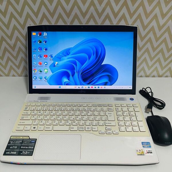 T286 Fujitsuノートパソコンi7高速SSDサクサクWindows11