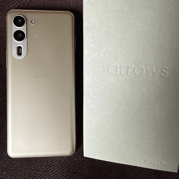 【F-51E】arrows We2 plusゴールド 本体 SIMフリー