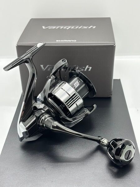 シマノ23ヴァンキッシュC5000XG 32mmハンドル 極美品 シーバス、ライトショアジギング 泳がせなど SHIMANO
