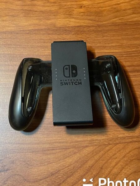 Nintendo Switch Joy-Con 充電 グリップ ジョイコン ★送料込み