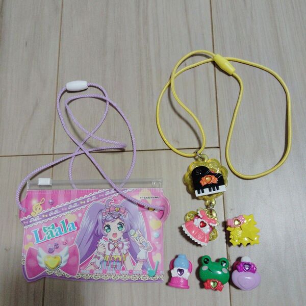 プリキュア ペンダント ミニポーチ付き
