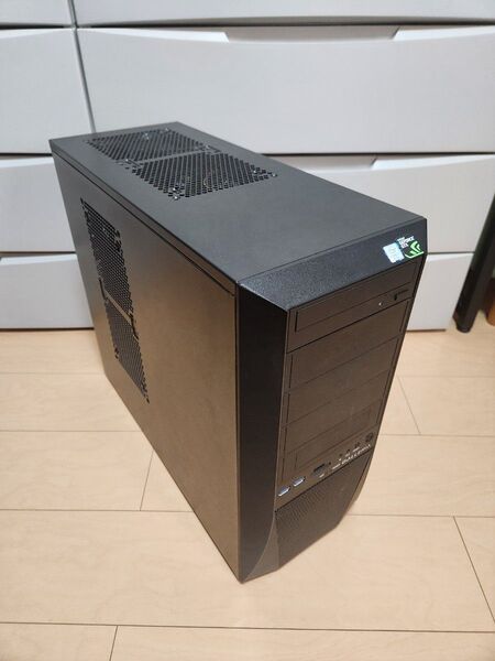 自作ゲーミングPC Intel i7-7700/16GB/GTX1070