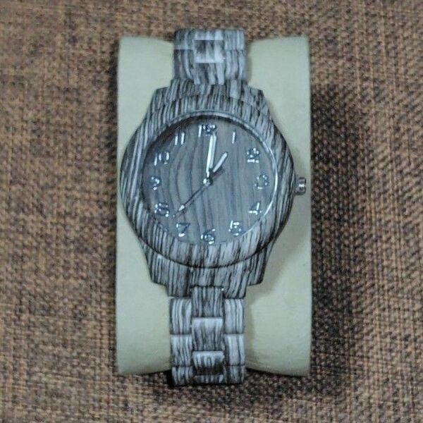 【新品】木目調クオーツ腕時計 シルバー/ホワイト レディース/メンズ ボーイズサイズ ※お値引き歓迎
