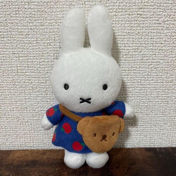ミッフィー マスコット ボリス ポシェット りんご