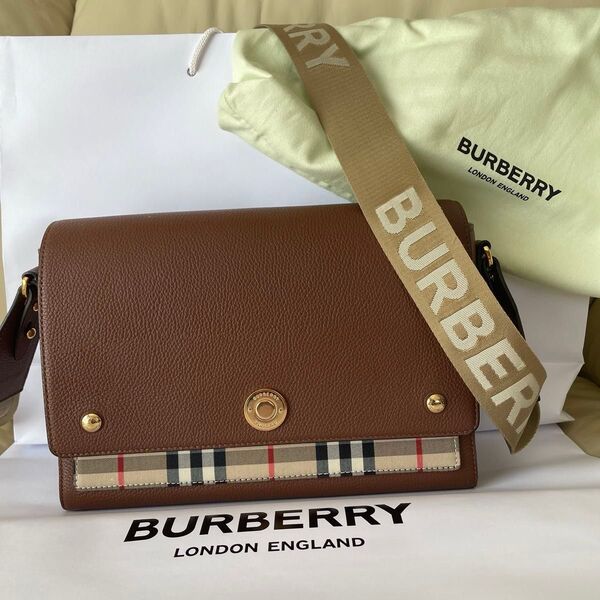 Burberry バーバリー レザーショルダーバッグユニセックス